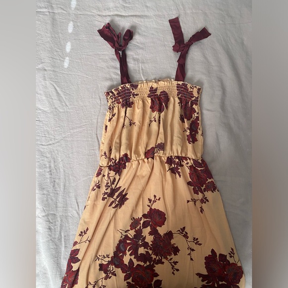 bobeau knee length floral dress NWOT - Picture 2 of 5